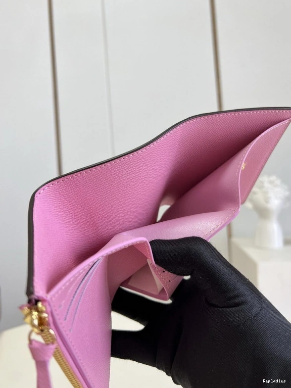 Cheap Louis Vuitton VICTORINE Wallet 0805